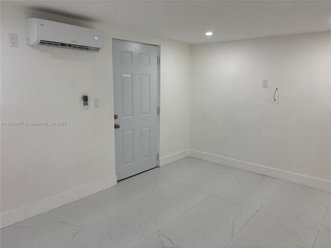 Building Photo - 3020 NW 161st St