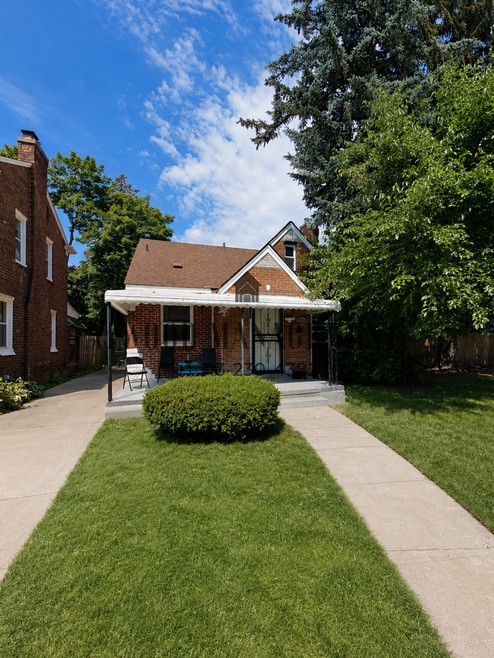 Building Photo - 9755 Wayburn St