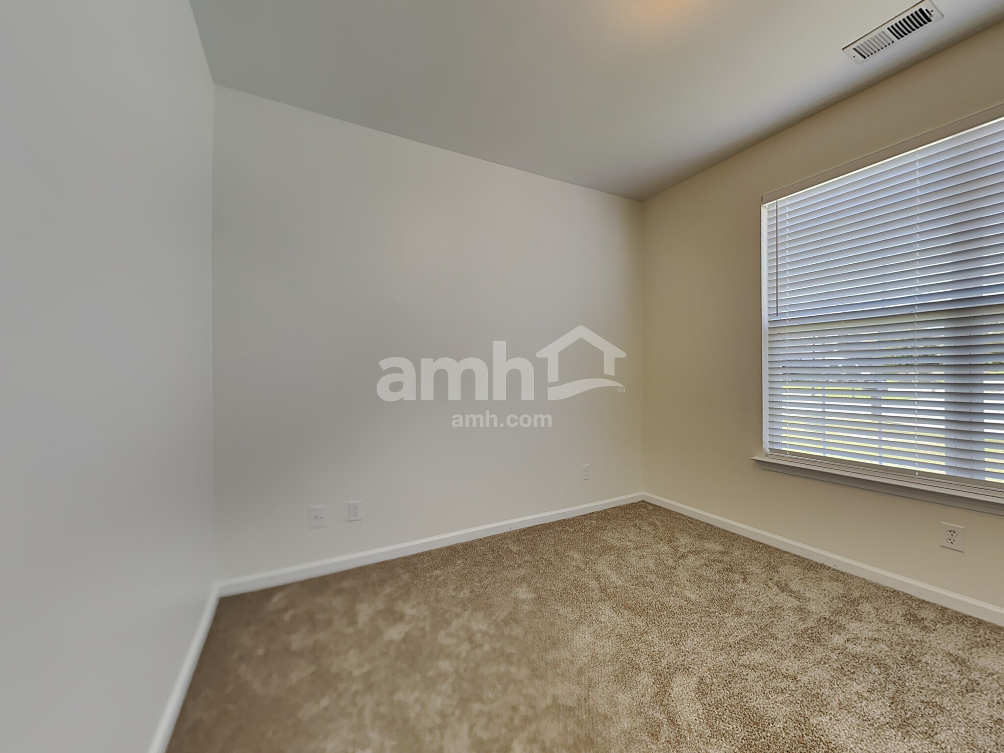 Building Photo - 8 Prominence Point