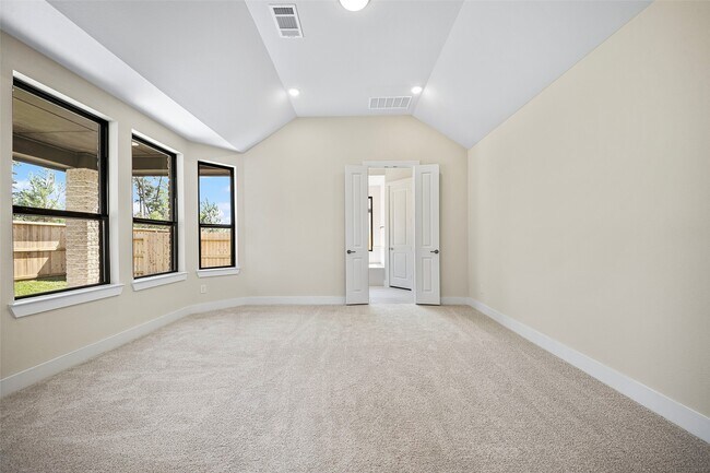 Building Photo - 233 Trapper Creek Dr