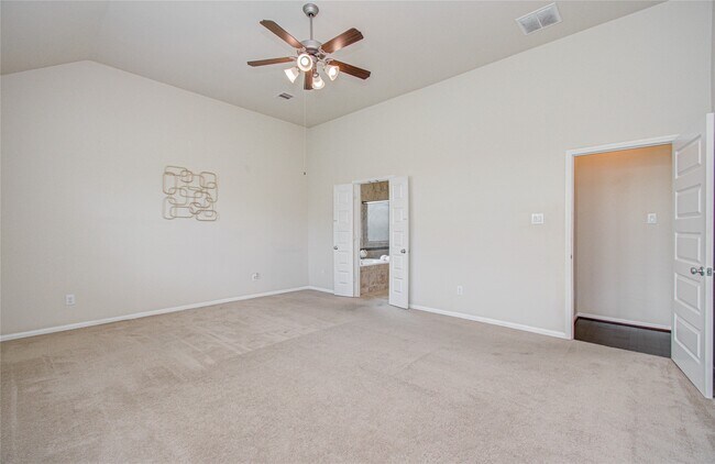 Building Photo - 12319 Gatewood Dr