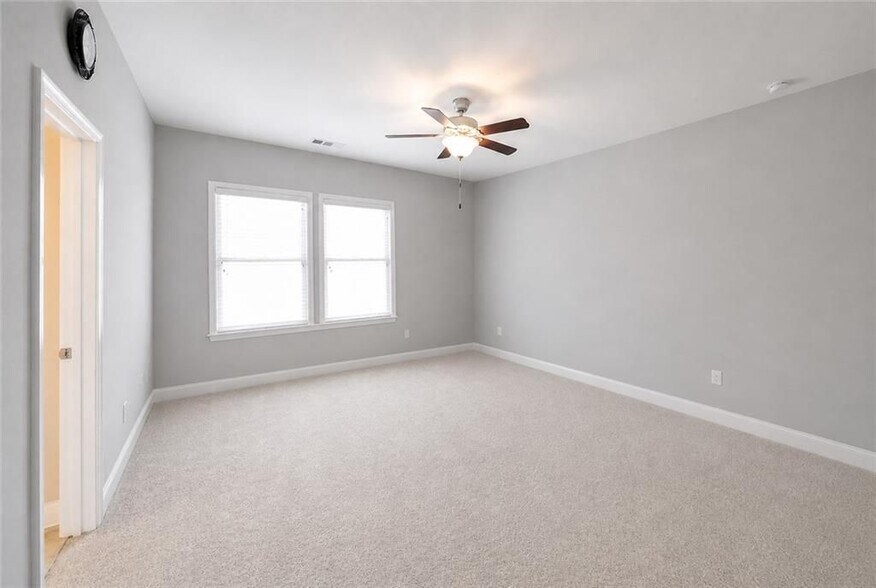 Building Photo - 1035 Birchdale Dr