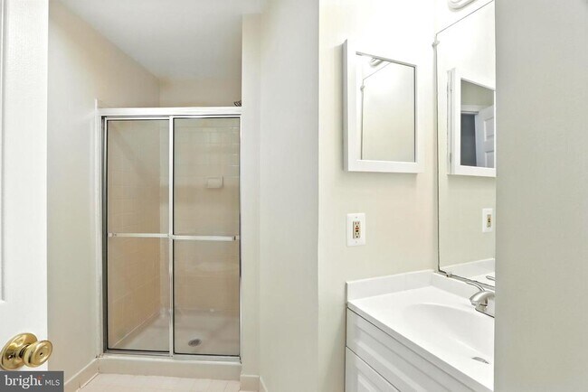 Building Photo - 7317 Eden Brook Dr
