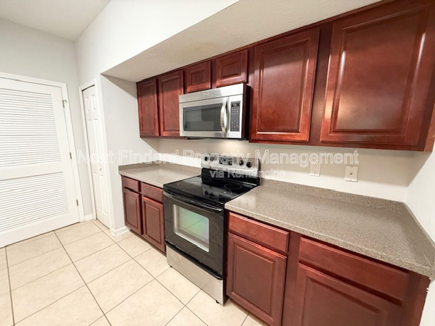Building Photo - 8235 Lobster Bay Ct