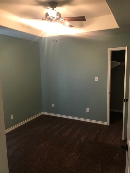 Second Bed - 2909 Alice Ln