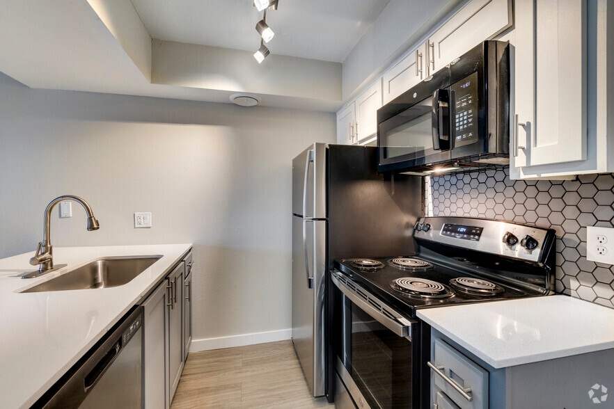 Kitchen - Studio - 450SF - The Flats