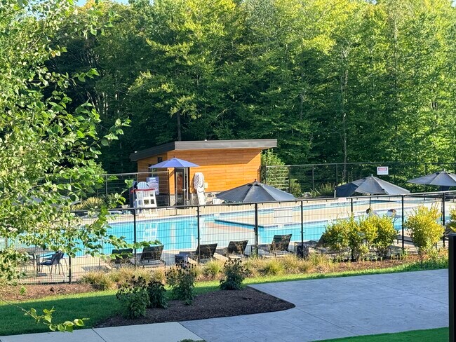 Building Photo - 3491 Cormorant Dr