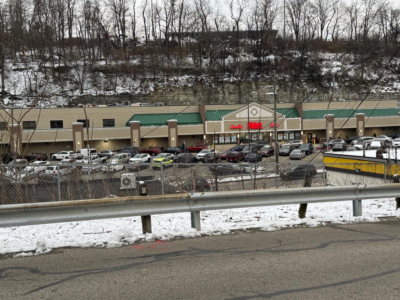 Grocery and bus stop across the street - 3124 Banksville Ave