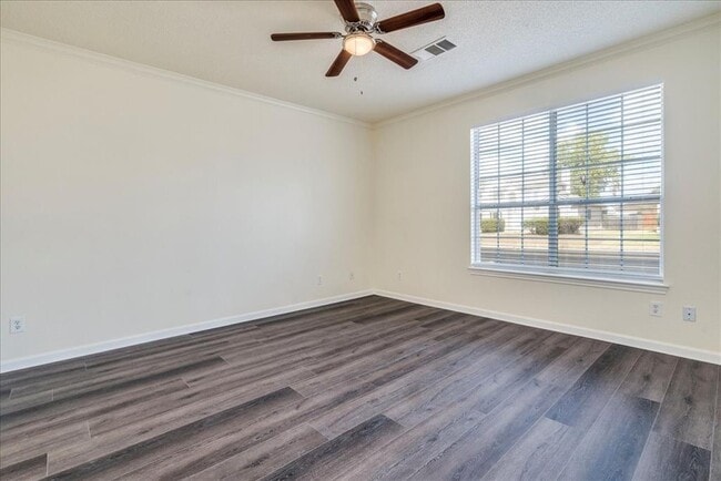 Building Photo - 1021 Black Locust Drive West