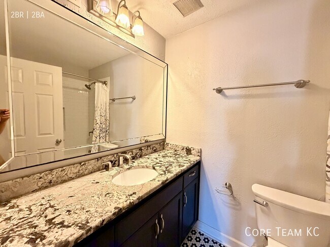 Building Photo - 4727 Jarboe St