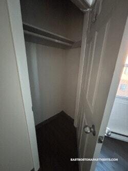 Building Photo - 300 Meridian St