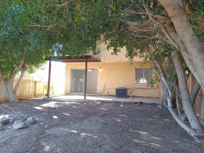 Building Photo - 33662 Whispering Palms Trail