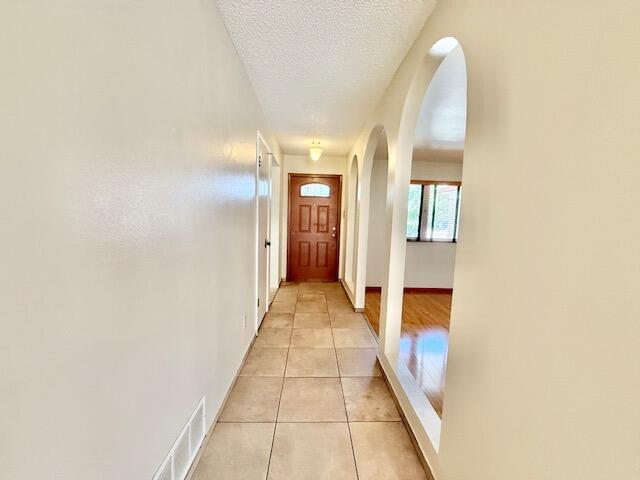 Building Photo - 12208 Victoria Falls Dr NE