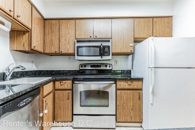 Building Photo - 1 br, 1 bath House - 5808 Royal Ridge Dr U...
