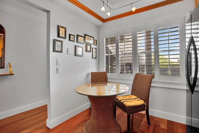 Building Photo - 2002 Granada Dr