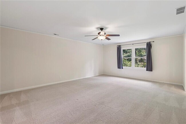 Building Photo - 5653 Trowbridge Dr