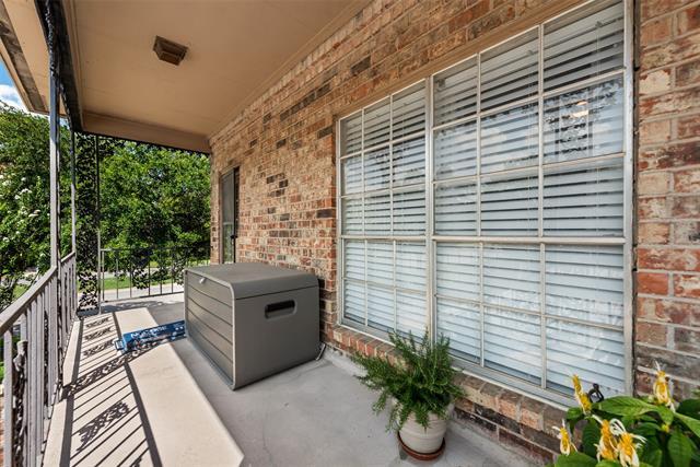 Building Photo - 4349 Bellaire Dr S