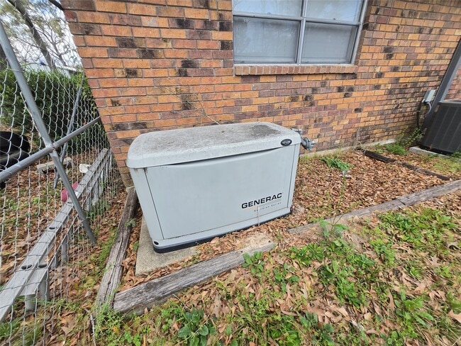 Building Photo - 24312 Carlton Rd