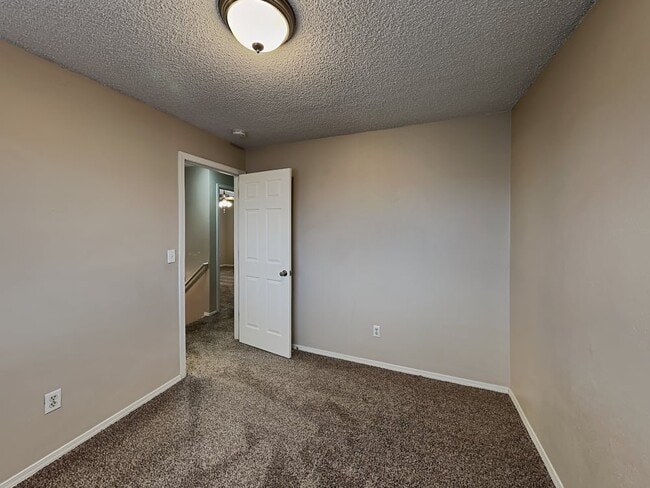 Building Photo - 4962 S Richfield Cir