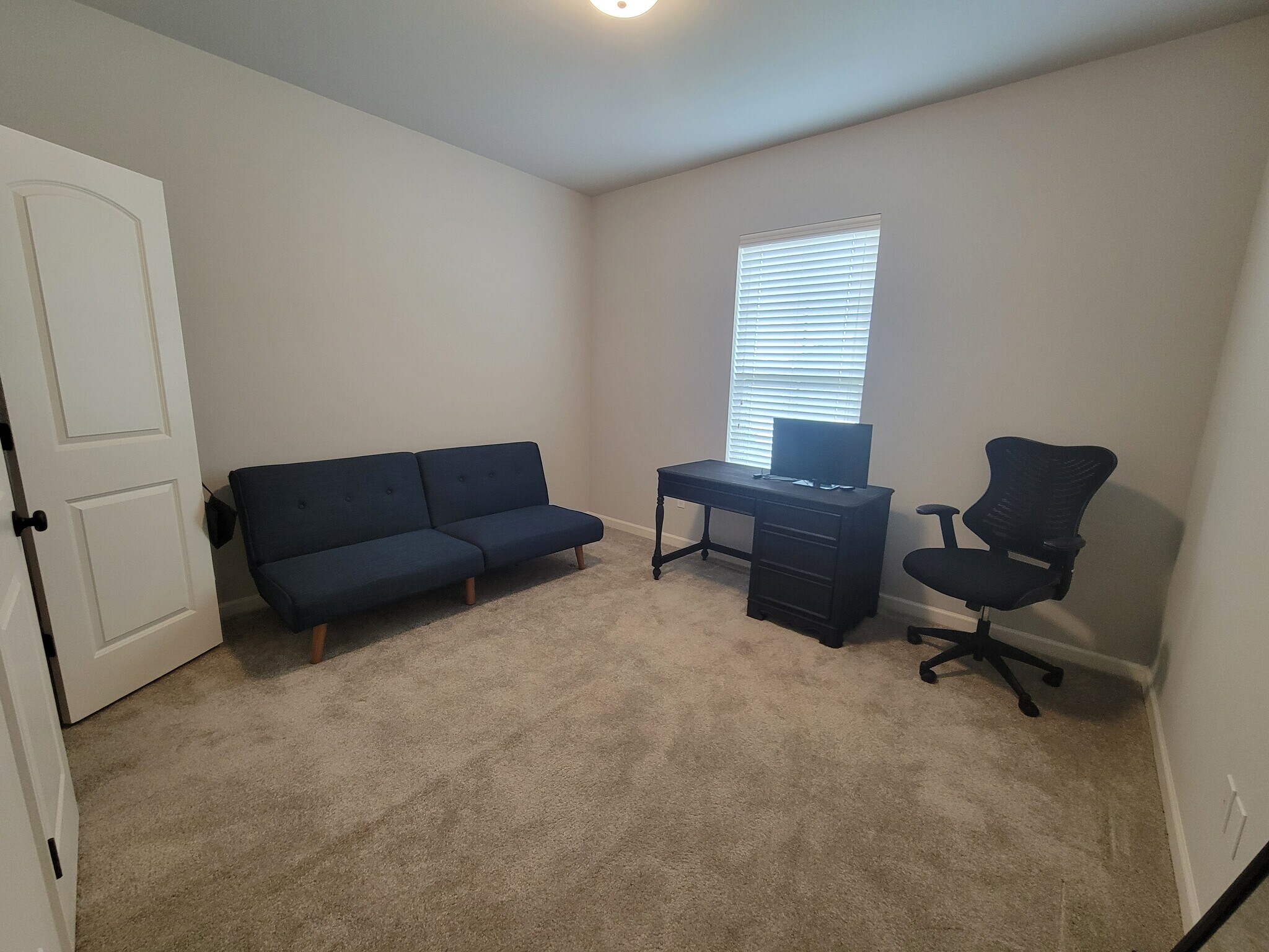 Building Photo - 1608 Pinecrest Dr