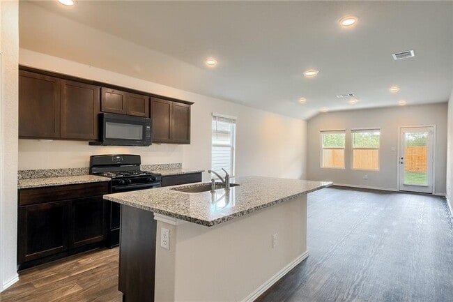 Building Photo - 745 Adler Way