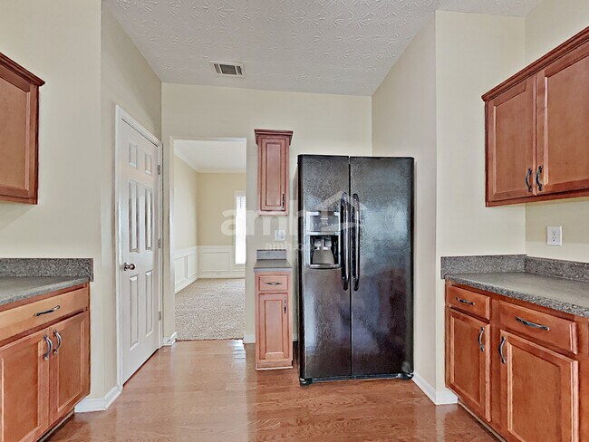 Building Photo - 110 Plumeria St