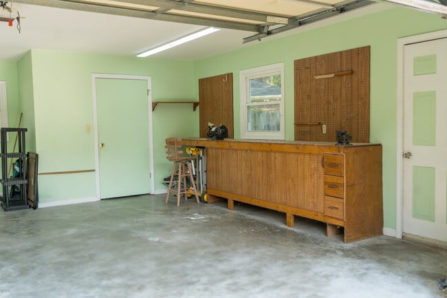 Building Photo - 1714 Aydlett Cir