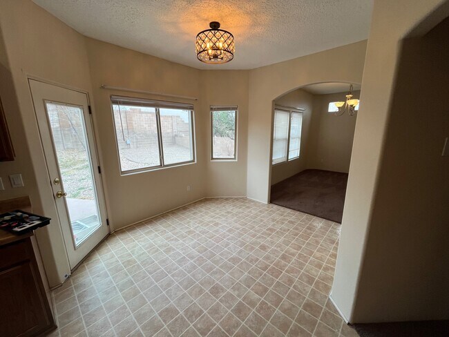 Breakfast Nook - 11016 Alta Dr NW