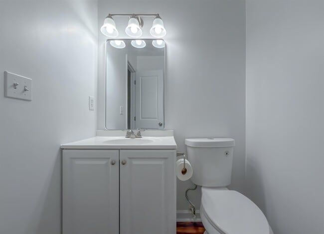 Building Photo - 3022 Homewood Pl