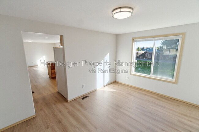 Building Photo - 509 S Joslin Pl