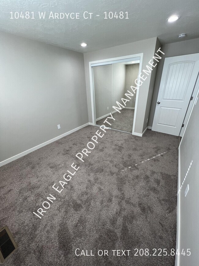 Building Photo - 10481 W Ardyce Ct