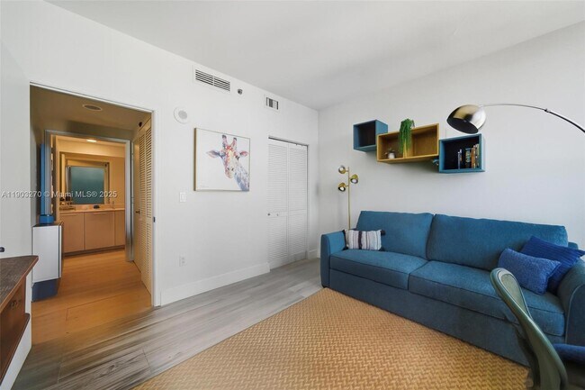 Building Photo - 951 Brickell Ave