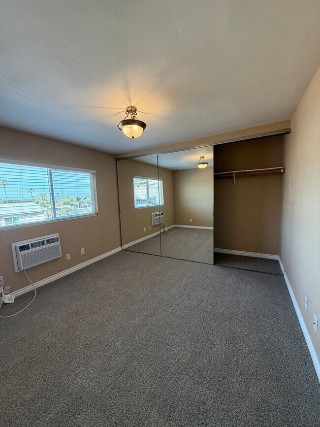Building Photo - TEMECULA ST- BEAUTIFUL CONDO W/ VIEWS, IN-UNIT W/D, TILE FLOORING