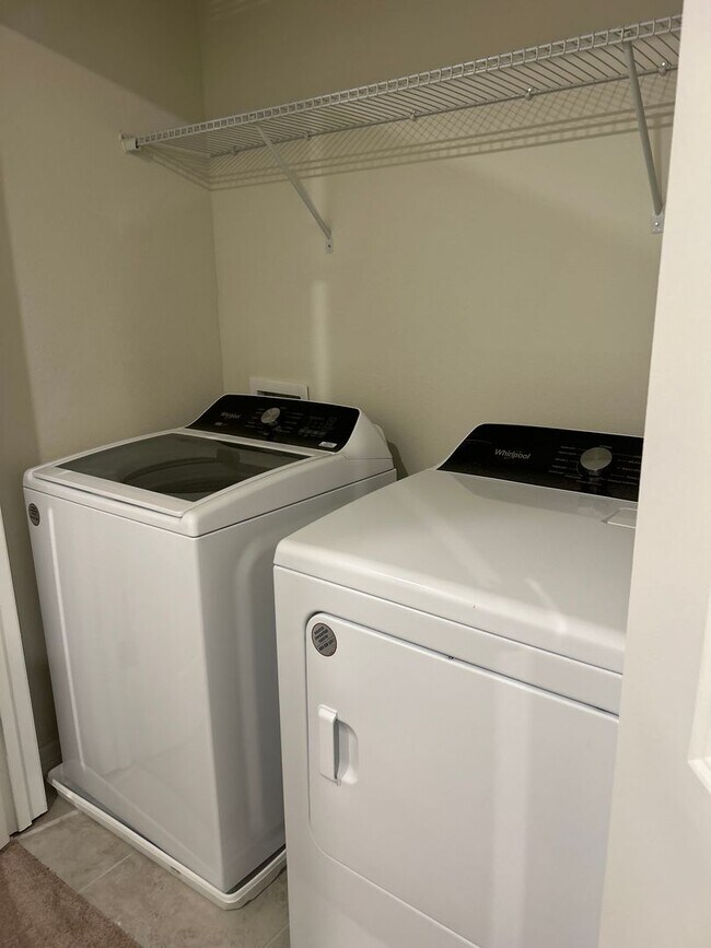 Building Photo - Move In ASAP!! - Brand New 3 bedroom 2.5 bath Townhouse for rent in Kissimmee, FL.