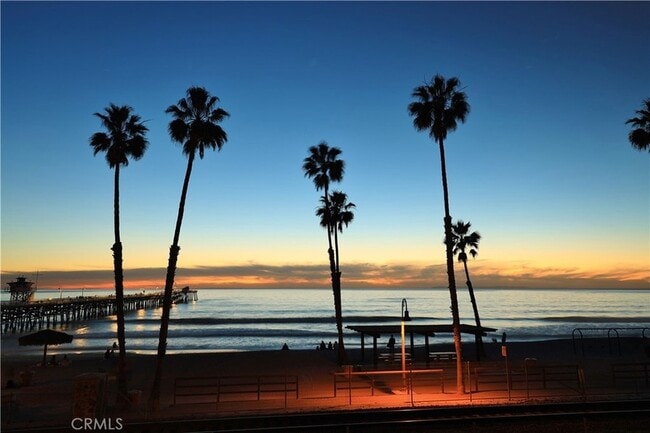 Building Photo - 256 Avenida Madrid