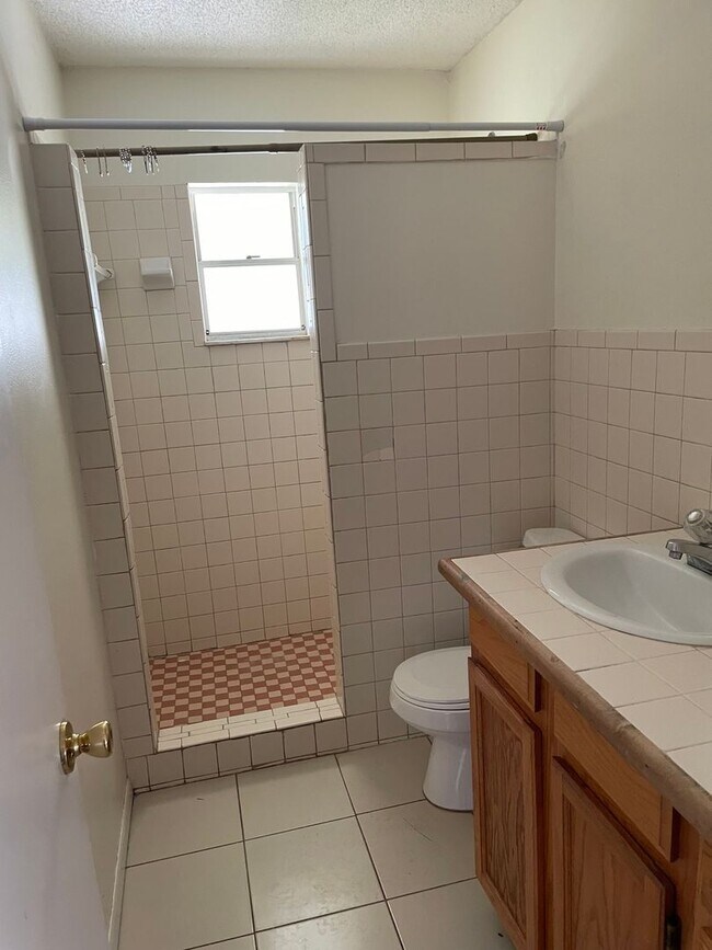 Building Photo - 7094 CR 213