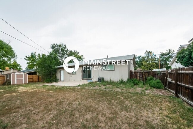 Building Photo - 3 Bedroom Pet-Friendly Home in Arvada, CO ...