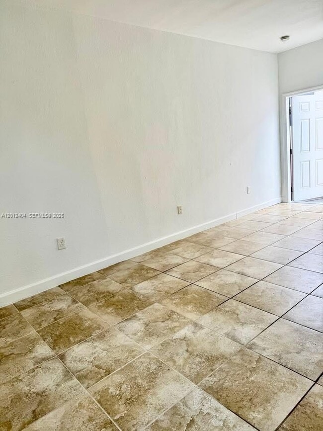 Building Photo - 9203 SW 170th Ct