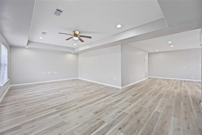 Building Photo - 1728 Connorvale Rd