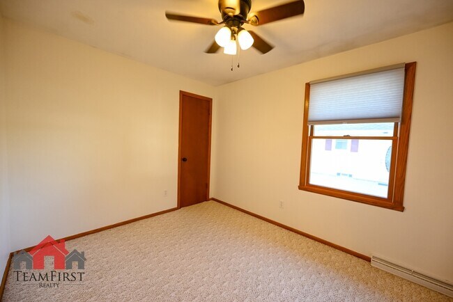 Building Photo - 2401 S Walden Ave