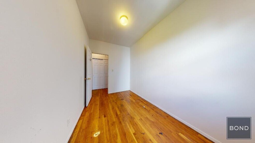 Building Photo - 94 Third Avenue