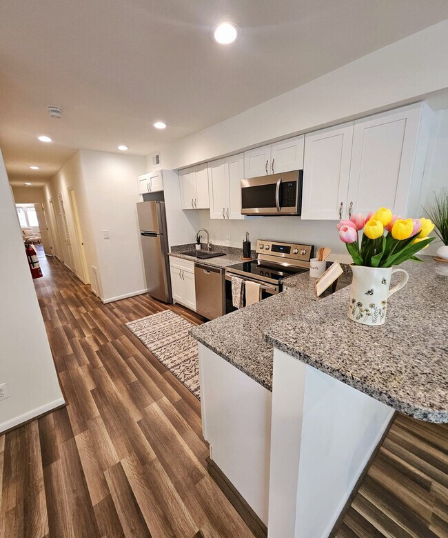 Building Photo - 2439 18th St NW