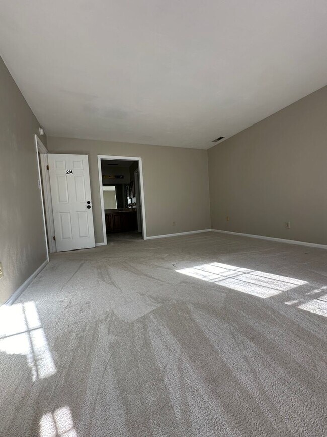 Building Photo - Virginia Beach-Wesleyan Pines Single Famil...