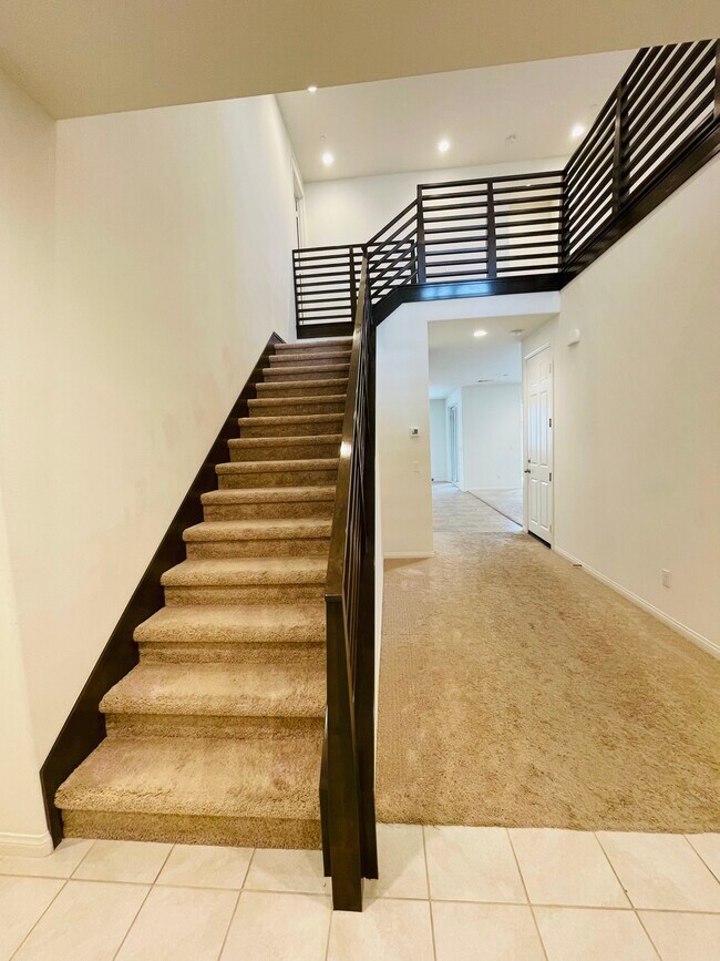 Building Photo - 30929 Palette Rd