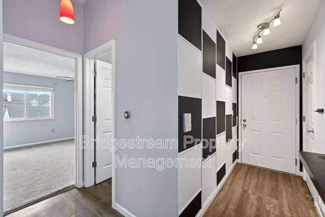 Building Photo - 6591 Brigham Sq