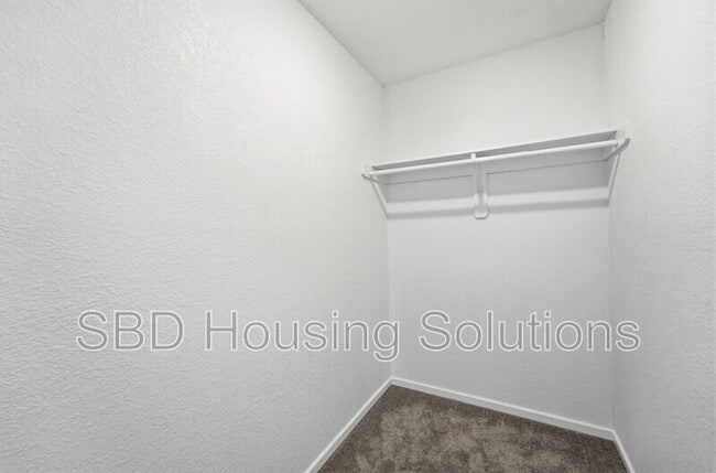 Building Photo - 8810 SW 10th St