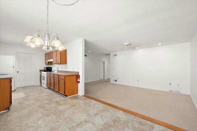 Building Photo - 10505 Keyser Point Rd