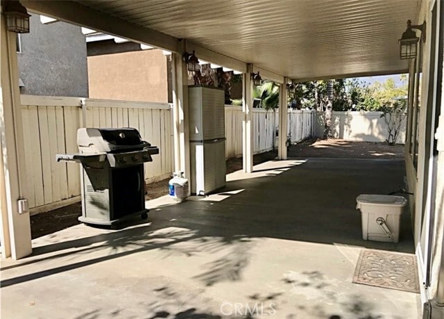 Building Photo - 8012 Lomas Ct