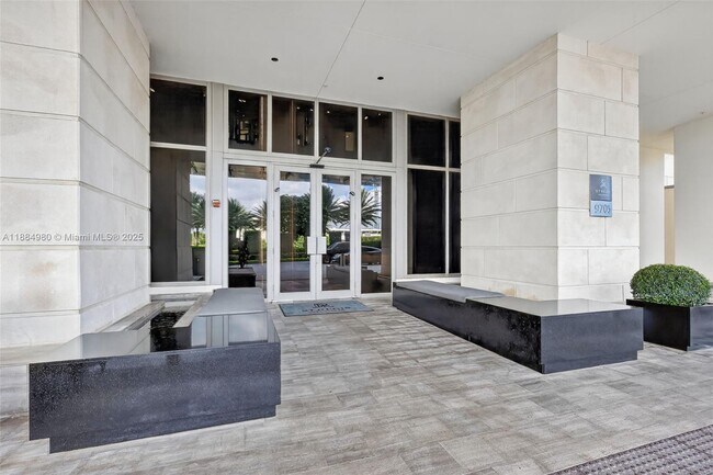 Building Photo - 9705 Collins Ave