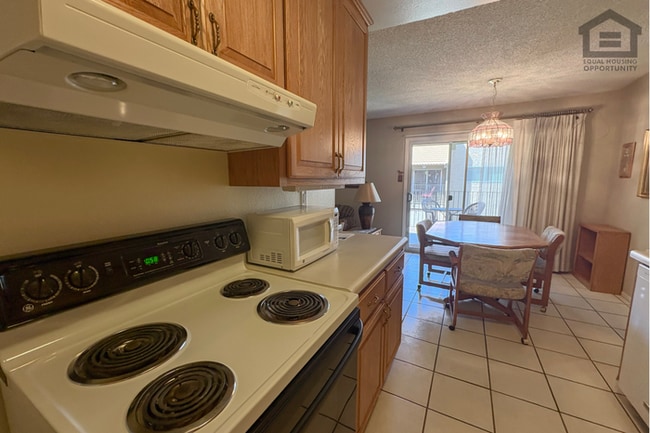 Building Photo - 2Bed/2Bath Condo at Thomas Rd/56th St! Ready for Immediate Move-In!